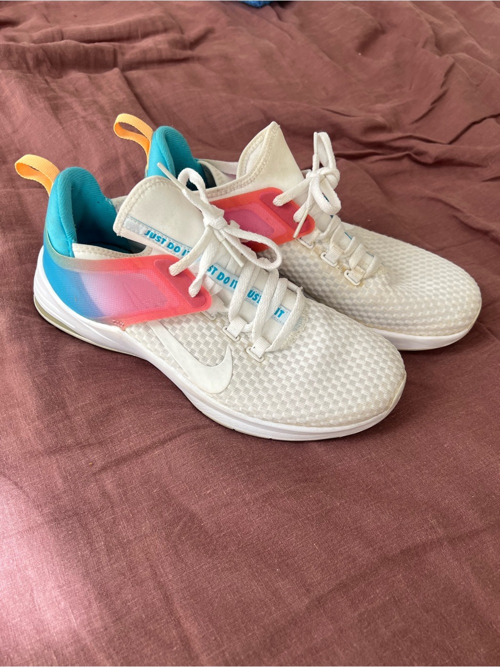 Nike White Sneakers with Teal and Pink Accents (W8.5)